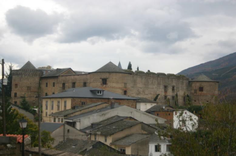 Apartamentos el Camino Villafranca Del Bierzo Exterior foto